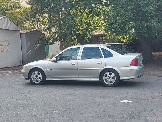 Opel Vectra 2000, 435,000 km - 2.0 л - Bakı