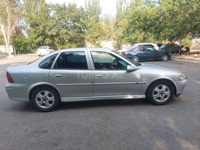 Opel Vectra 2000, 435,000 km - 2.0 л - Bakı