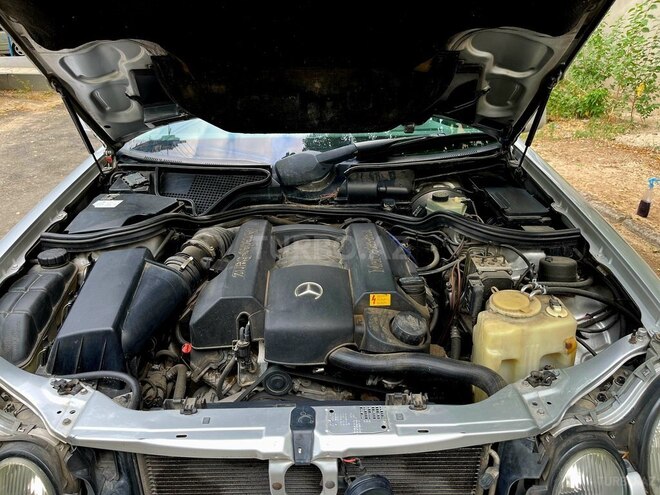 Mercedes E 240 1999, 347,000 km - 2.4 l - Sumqayıt