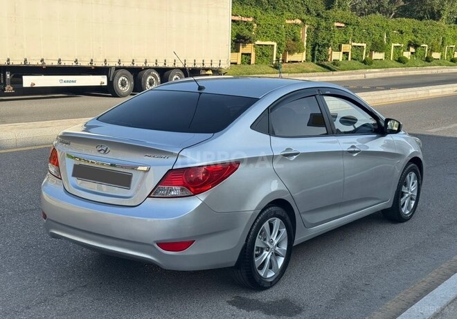 Hyundai Accent 2011, 178,000 km - 1.6 l - Bakı