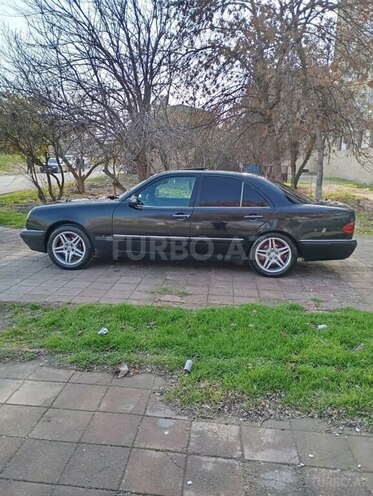 Mercedes E 240 1999, 503,000 km - 2.4 l - Şirvan