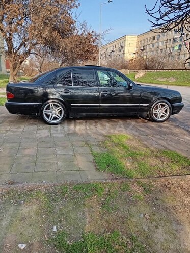 Mercedes E 240 1999, 503,000 km - 2.4 l - Şirvan