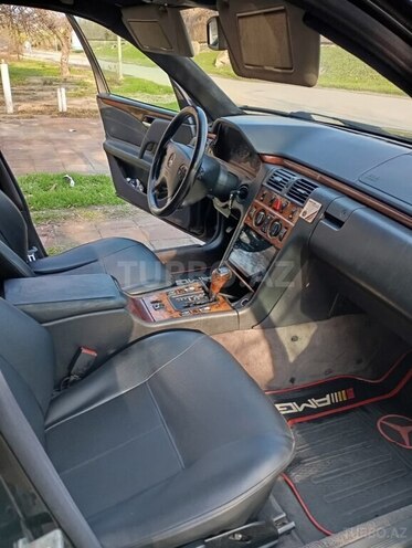 Mercedes E 240 1999, 503,000 km - 2.4 l - Şirvan
