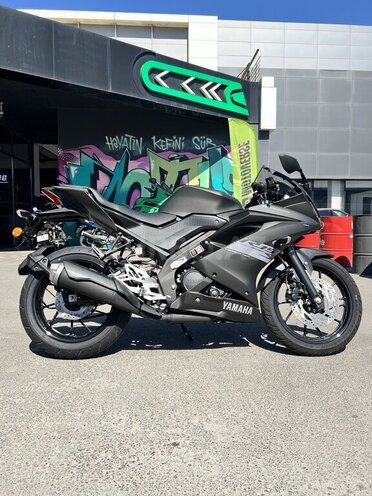 Yamaha R15S-4