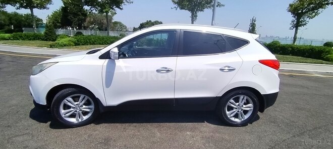Hyundai ix35 2013, 105,100 km - 2.0 л - Bakı