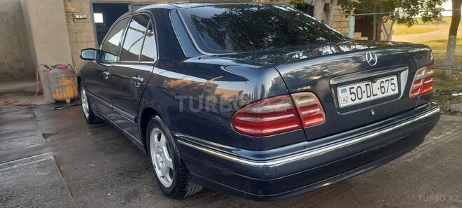 Mercedes E 220 d 2000, 454,000 km - 2.2 l - Cəbrayıl