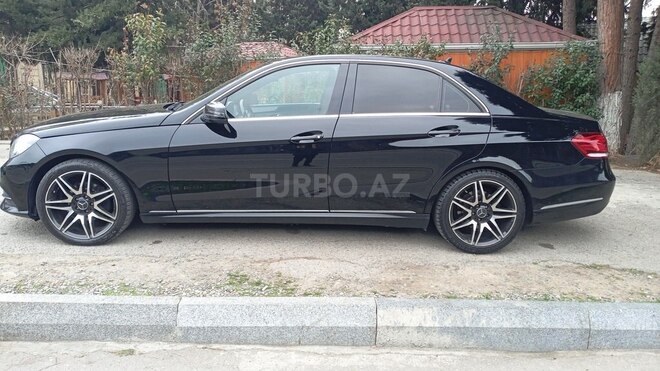 Mercedes E 220 d 2014, 195,000 km - 2.1 л - Bakı