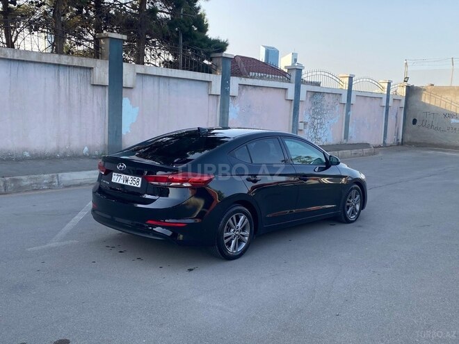 Hyundai Elantra 2017, 132,000 km - 2.0 l - Bakı