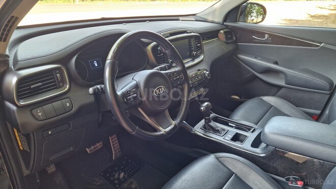 Kia Sorento 2017, 172,800 km - 2.0 l - Masallı