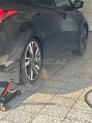 Hyundai Elantra 2014, 214,000 km - 1.8 л - İmişli