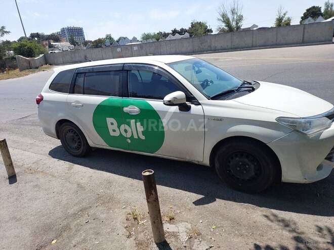 Toyota Corolla Fielder 2017, 90,000 km - 1.5 л - Bakı
