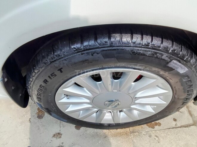 Nissan Sunny 2009, 165,000 km - 1.6 l - Bakı
