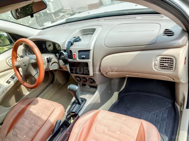 Nissan Sunny 2009, 165,000 km - 1.6 l - Bakı