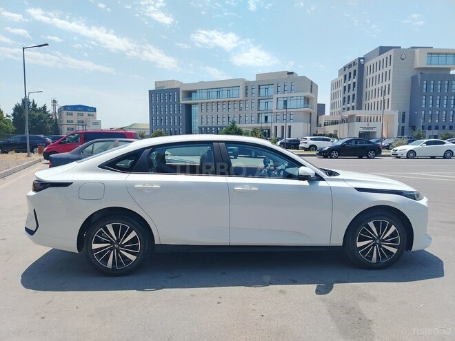 Changan Qiyuan A05 2025, 0 km - 1.5 l - Bakı