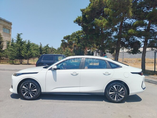 Changan Qiyuan A05 2025, 0 km - 1.5 l - Bakı