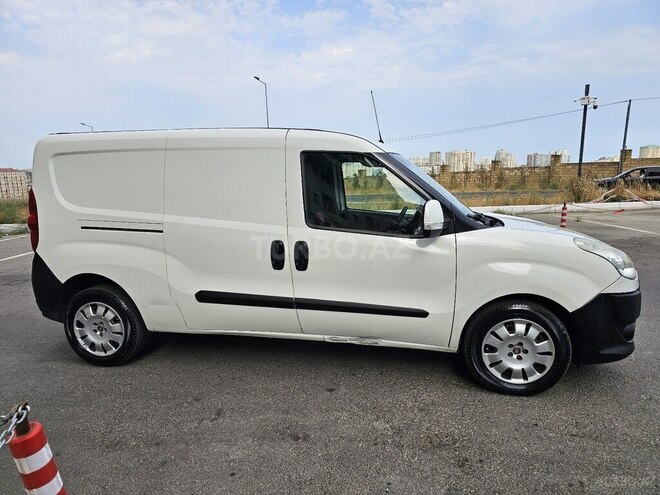 Fiat Doblo 2011, 215,000 km - 1.4 l - Bakı