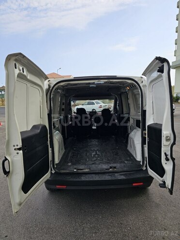 Fiat Doblo 2011, 215,000 km - 1.4 l - Bakı