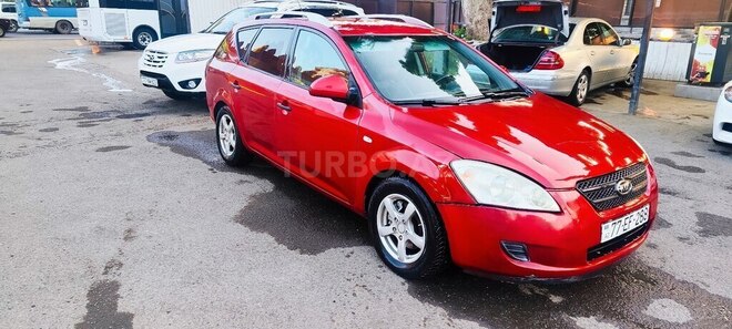 Kia Ceed 2008, 240,000 km - 1.6 л - Gəncə