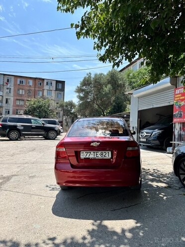 Chevrolet Aveo-13