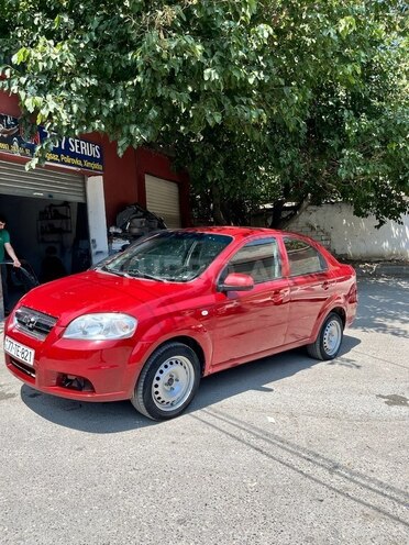 Chevrolet Aveo-11