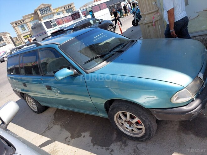 Opel Astra 1996, 350,000 km - 1.6 l - Sumqayıt