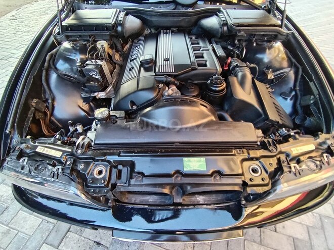 BMW 525 2000, 288,000 km - 2.5 l - Bakı