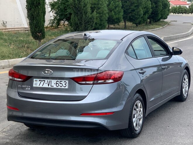 Hyundai Elantra 2018, 105,412 km - 2.0 l - Bakı