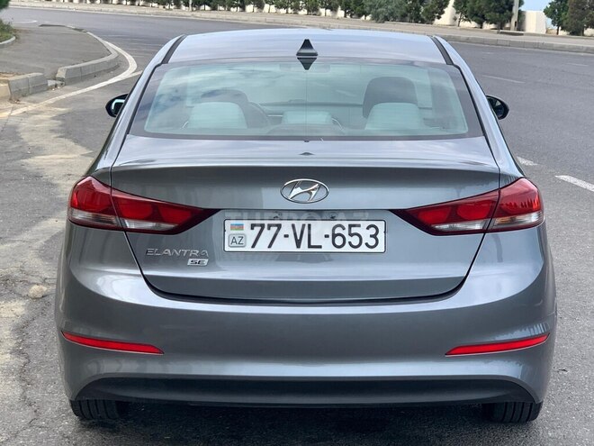 Hyundai Elantra 2018, 105,412 km - 2.0 l - Bakı