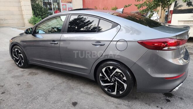 Hyundai Elantra 2018, 67,000 km - 2.0 л - Bakı