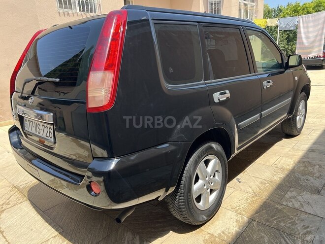Nissan X-Trail 2011, 325,000 km - 2.5 l - Bakı