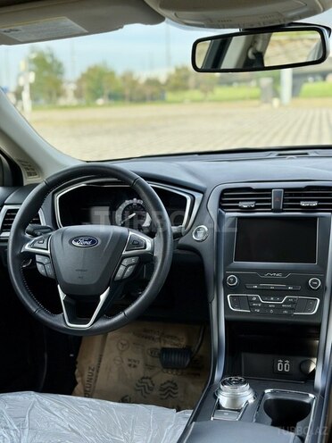 Ford Fusion (North America) 2020, 27,359 km - 1.5 л - Bakı