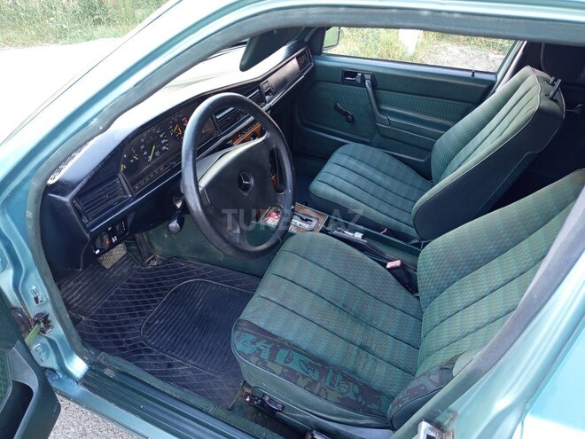 Mercedes 190 1992, 228,000 km - 2.0 л - Bakı