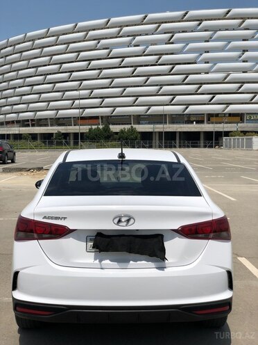 Hyundai Accent 2021, 132,100 km - 1.6 л - Bakı
