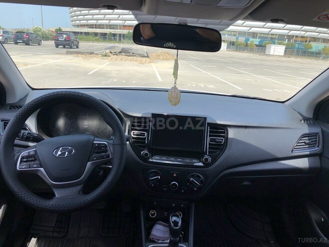 Hyundai Accent 2021, 132,100 km - 1.6 л - Bakı