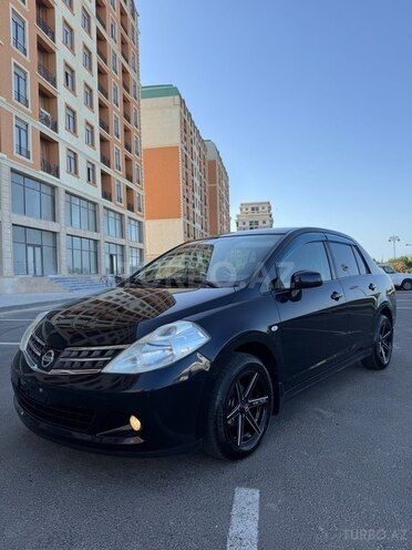 Nissan Tiida-7