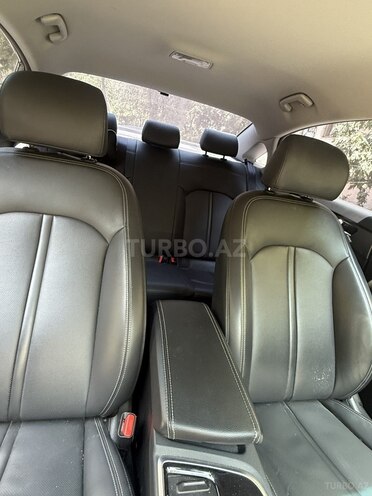 Hyundai Sonata-13