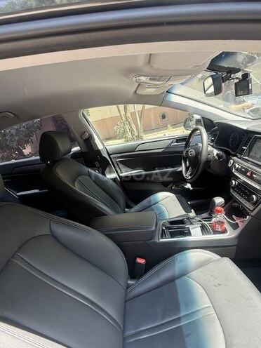 Hyundai Sonata-10