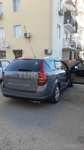 Kia Ceed 2008, 330,000 km - 1.4 л - Sumqayıt