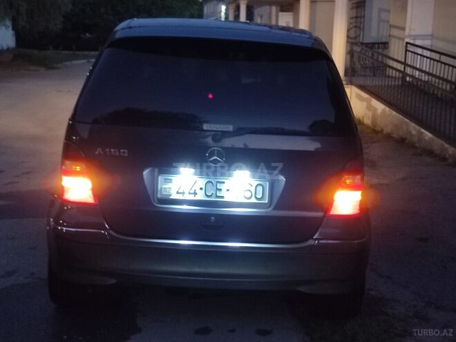 Mercedes A 160 2002, 196,358 km - 1.6 л - Qazax