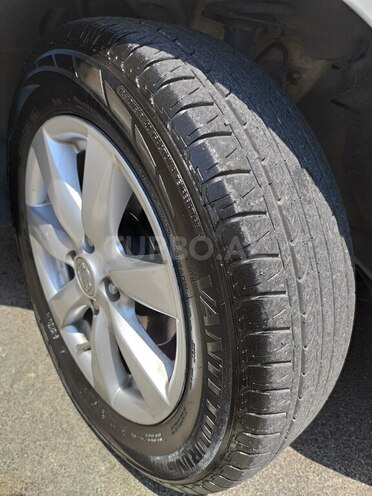Nissan Sunny 2012, 249,000 km - 1.5 l - Sumqayıt