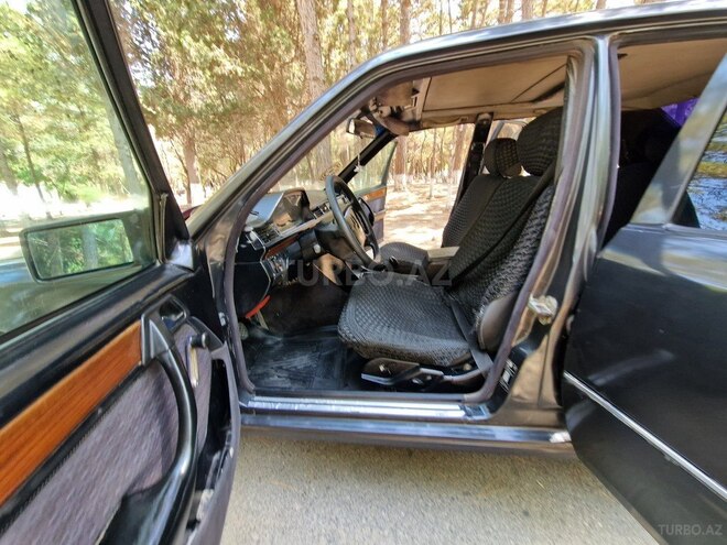 Mercedes E 200 1994, 287,034 km - 2.0 l - Sumqayıt