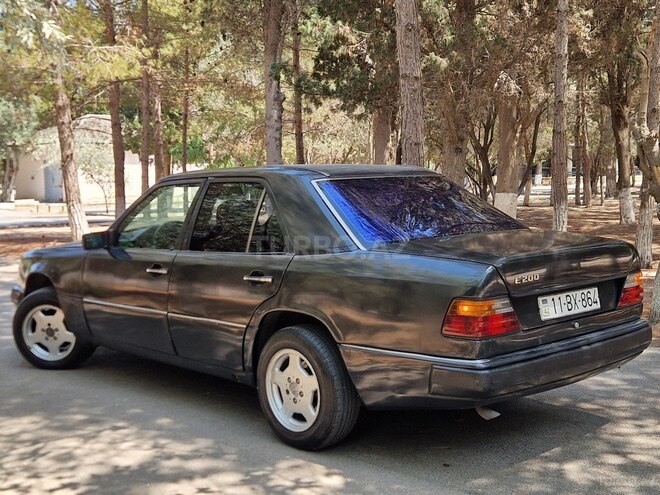 Mercedes E 200 1994, 287,034 km - 2.0 l - Sumqayıt