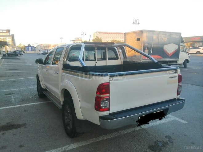 Toyota Hilux 2008, 387,000 km - 2.5 л - Bakı