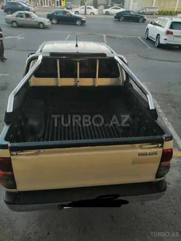 Toyota Hilux 2008, 387,000 km - 2.5 л - Bakı