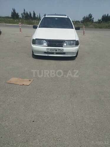 Ford Sierra 1988, 500,000 km - 1.6 l - Salyan