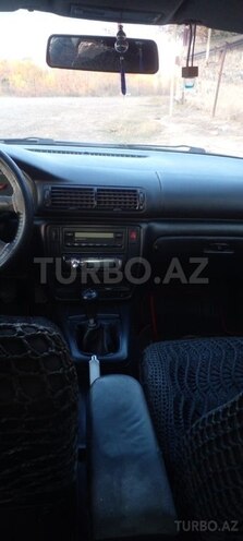 Volkswagen Passat 1998, 300,000 km - 2.0 l - Gəncə