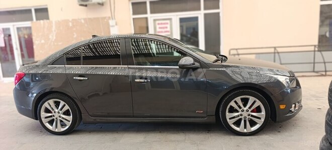 Chevrolet Cruze-3
