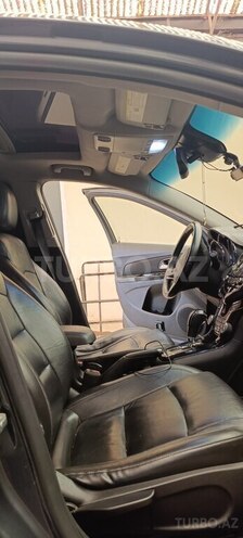 Chevrolet Cruze-12