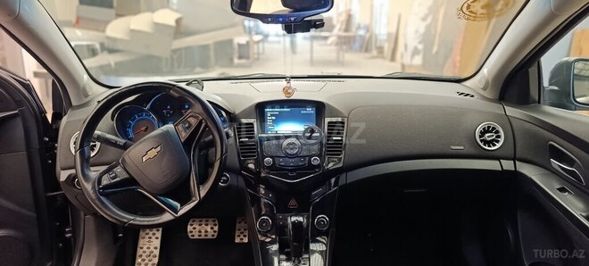 Chevrolet Cruze-9