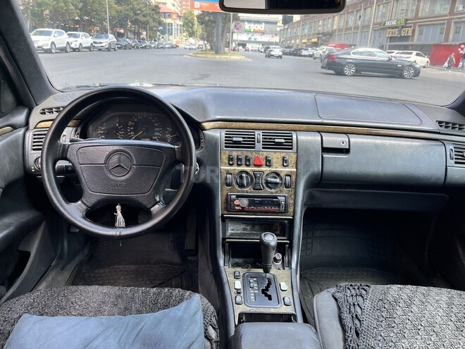 Mercedes E 230 1997, 640,000 km - 2.3 l - Bakı